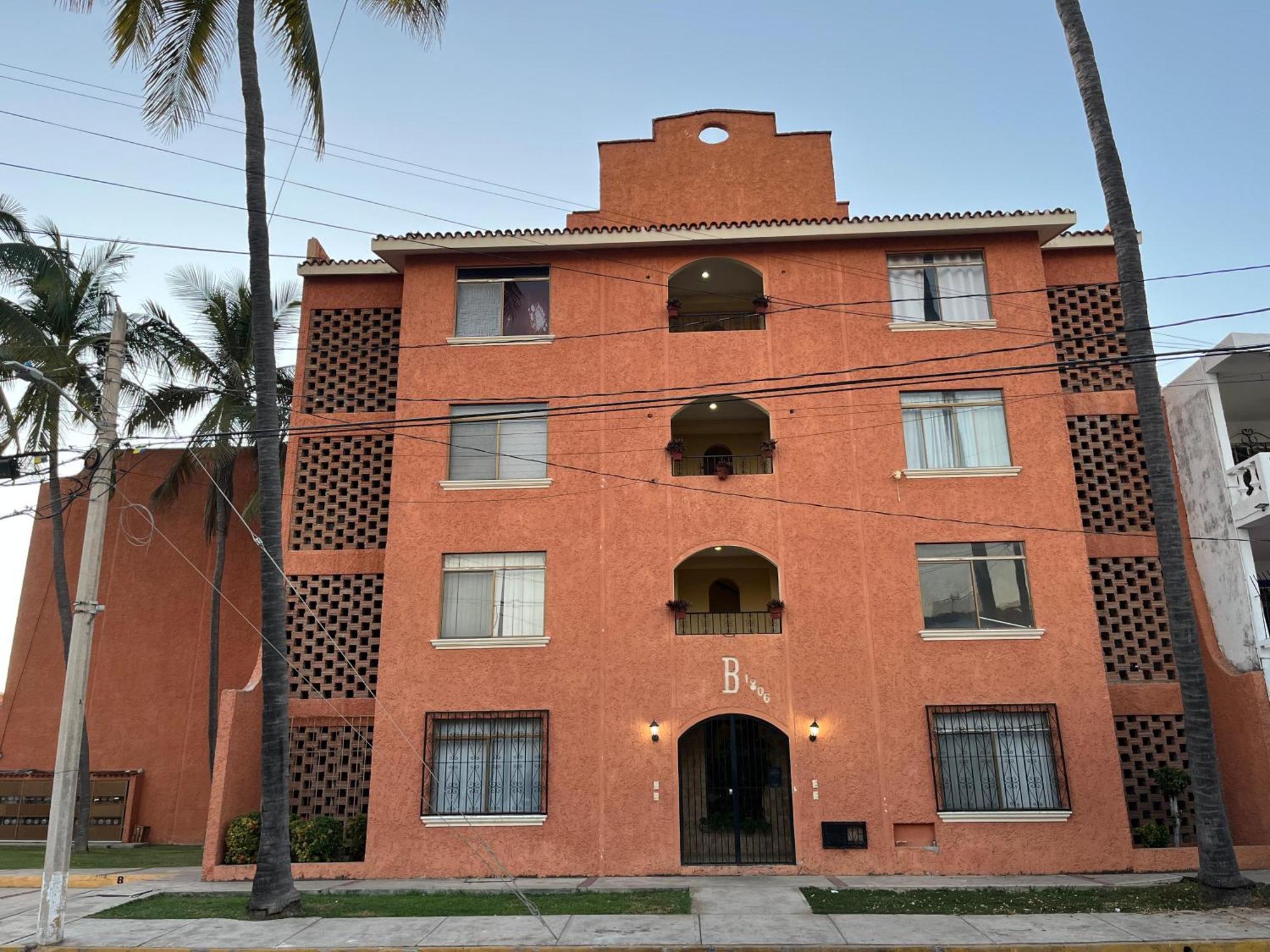 Zona Dorada: Amplio Departamento Para 12 Масатлан Екстериор снимка